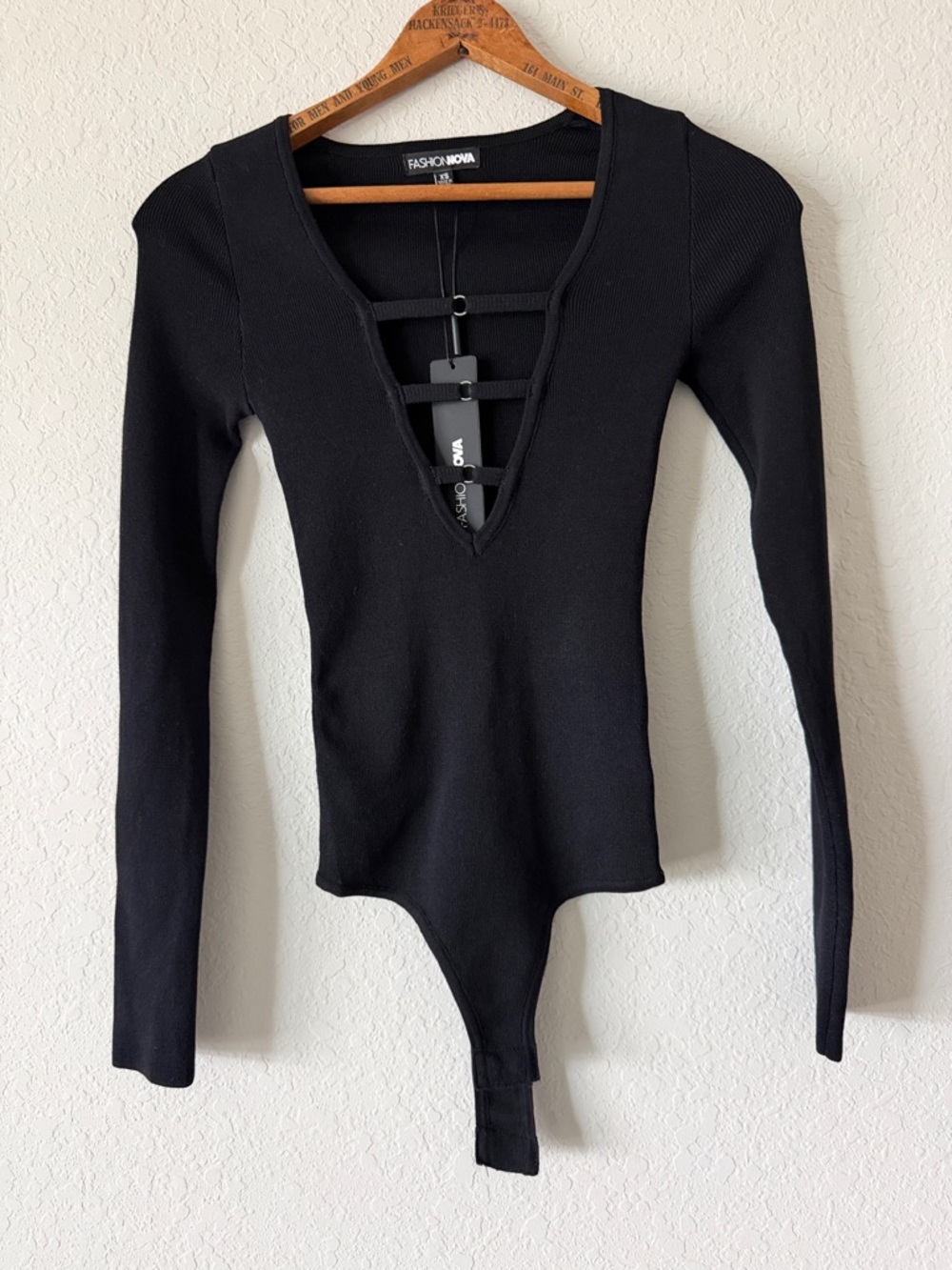 Fashion Nova Black Long Sleeve V-Strap Ribbed Bodysuit